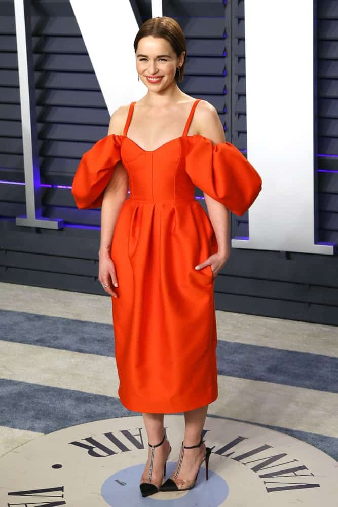  Emilia Clarke at the 2019 Vanity Fair Oscar Party at The Wallis Annenberg Center for the Performing Arts on February 24, 2019 in Beverly Hills, CA.