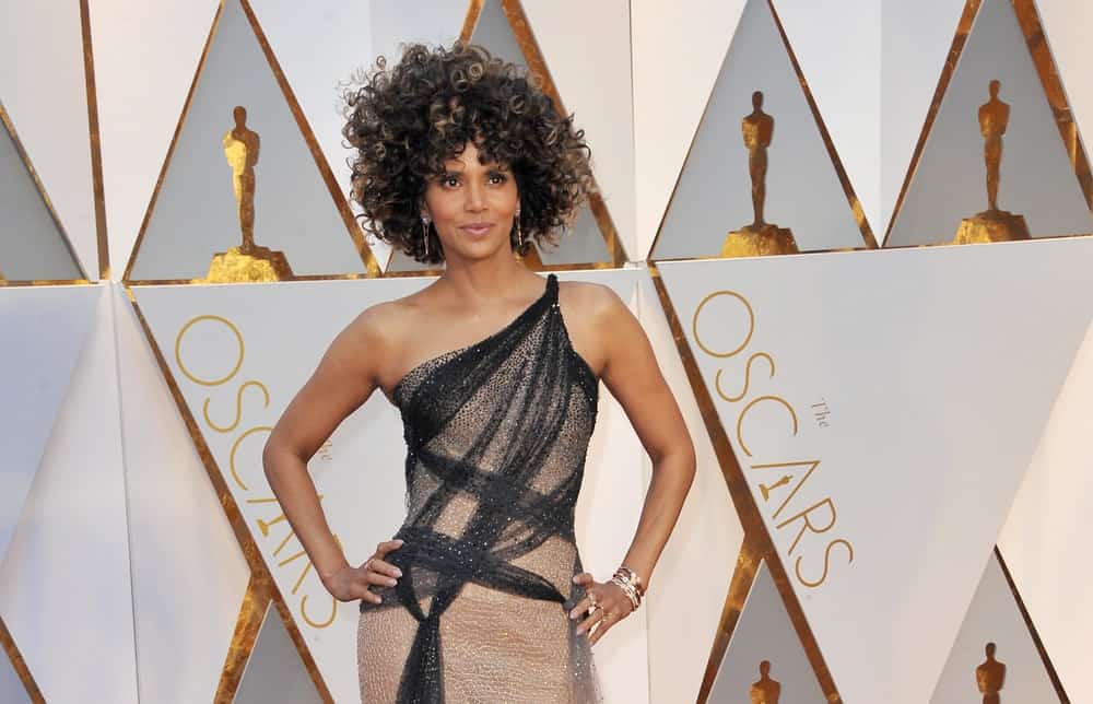 Halle Berry S Hairstyles Over The Years Halle Berry S Hairstyles Over The Years