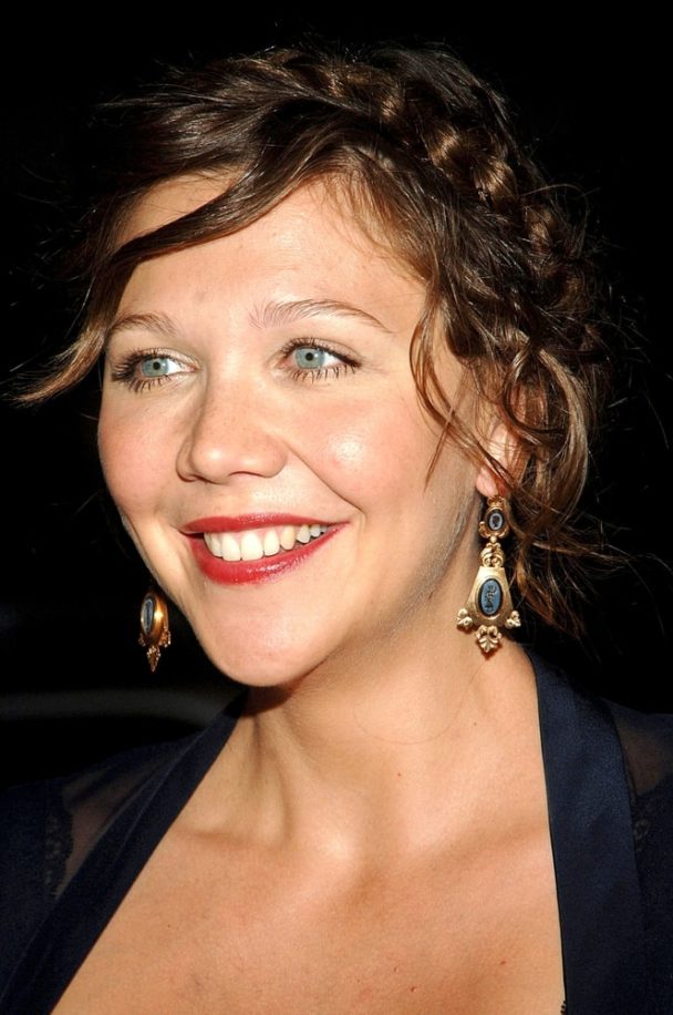 maggie gyllenhaal hairstyles over years maggie gyllenhaal hairstyles over years