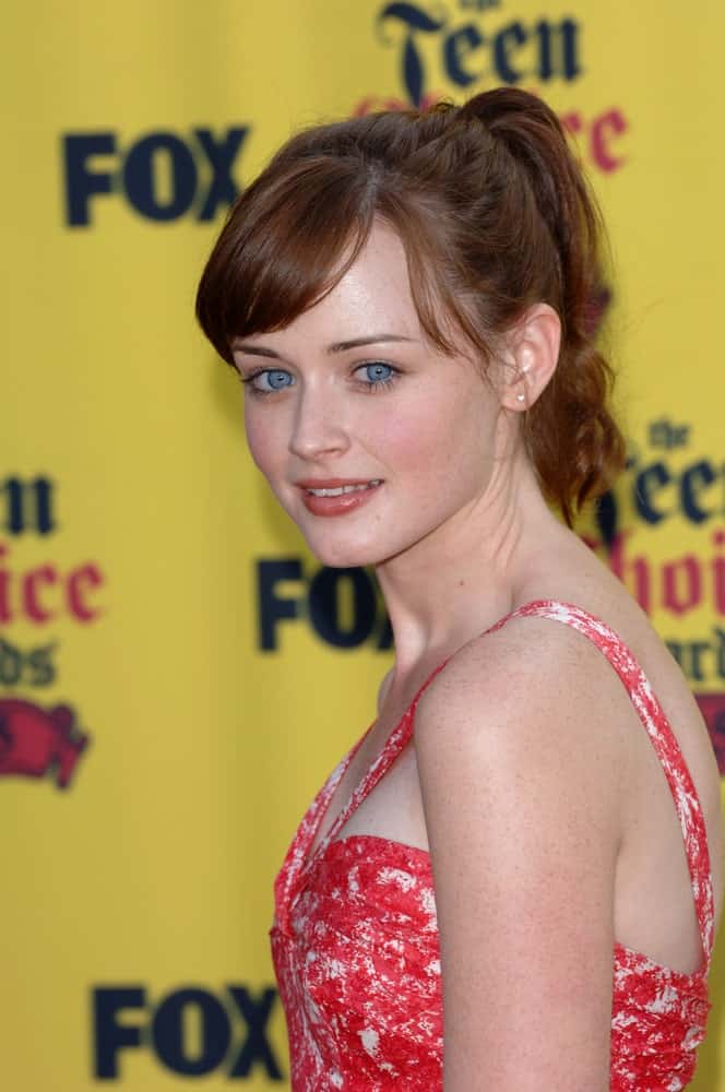 Alexis Bledel S Hairstyles Over The Years
