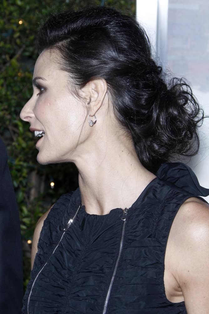 Demi Moore S Hairstyles Over The Years