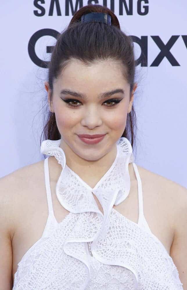 hailee steinfeld hairstyles over years hailee steinfeld hairstyles over years