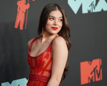 The singer arrives for the MTV Video Music Awards held on August 26, 2019, in a chic dress and matching red lipstick. She finishes the look with a permed hair showcasing gorgeous waves.