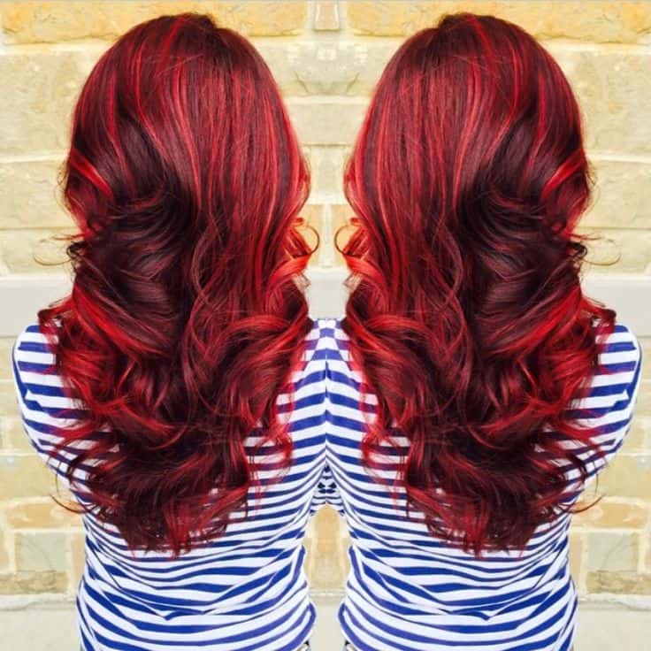 Not all balayage has to be of natural hair color. It is cool to experiment with some radical colors as well, like pinks, greens and blues. The blended strokes of rainbow colors give a completely wow effect, like a unicorn.