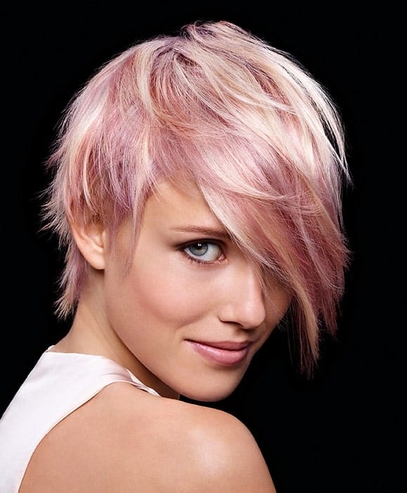 https://www.flickr.com/photos/139802028@N07/40302183802/ The bowl pixie haircut style does not fit everyone but actress and model Agyness Deyn pulls it off to perfection, with her bleached blonde, dandelion soft hair.