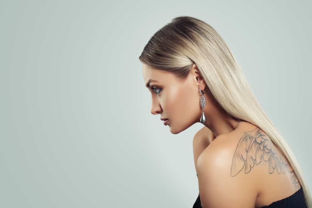 To show off your long and healthy hair, one of the best options is to let it loose. Straighten out your locks, use minimum products and let your glossy hair shine