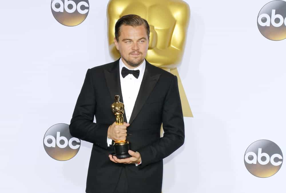 Want an Oscar-worthy look? Get a cue from Leonardo DiCaprio. The “Revenant” star usually turns heads on the red carpet, and a lot of that has to do with his hair. While being awarded the Academy Award, the actor sported a classic comb-over look. Combined with his prominent widow’s peak, the hairstyle looked pretty elegant and dramatic.