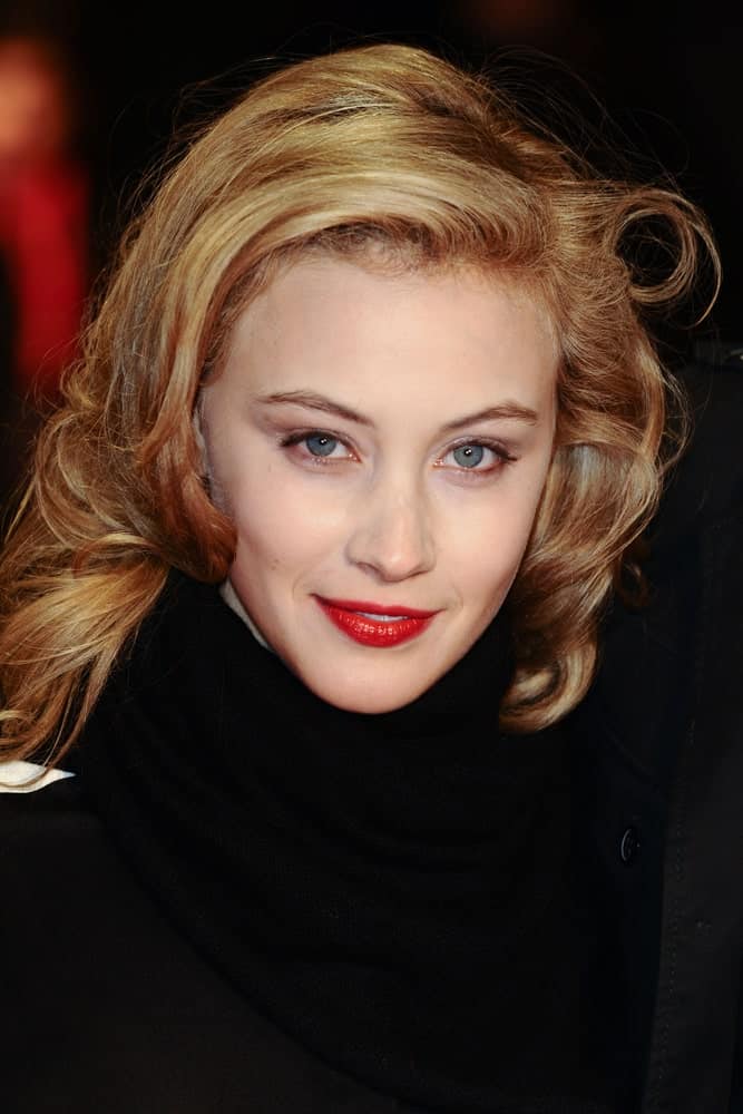 Sarah Gadon close-up