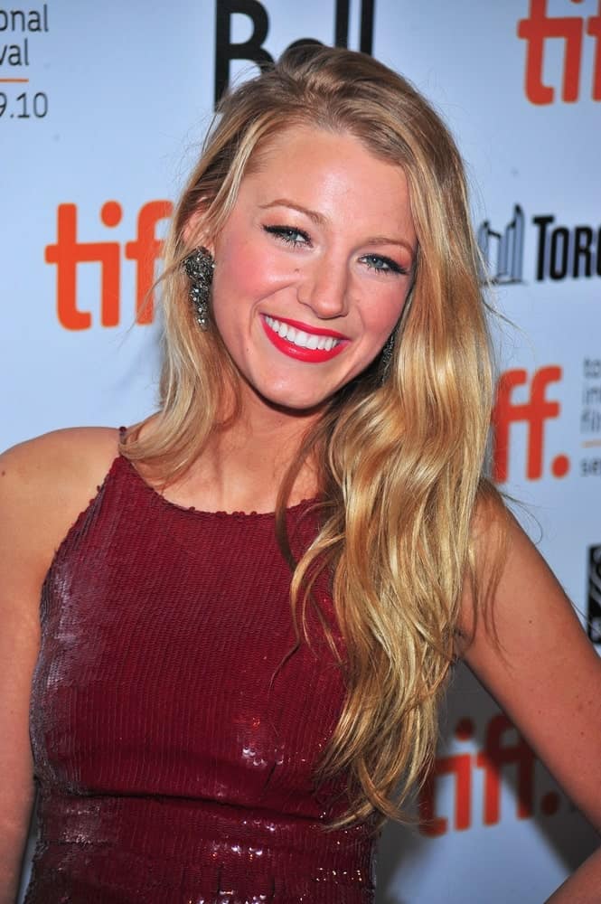 Blake Lively’s shiny red sequined dress went perfectly well with her loose and tousled sandy blond waves at “The Town” Premiere Screening at Toronto International Film Festival in Toronto back in September 11, 2010.