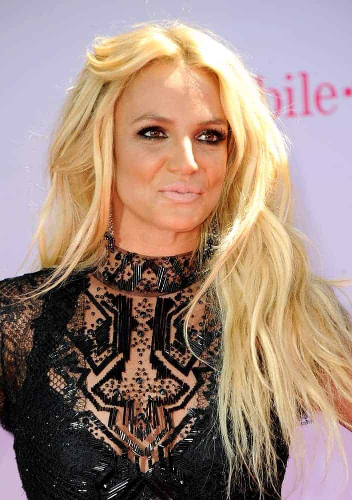 Britney Spears wears her iconic loose waves hairstyle during the 2016 Billboard Music Awards held on May 22, 2016.