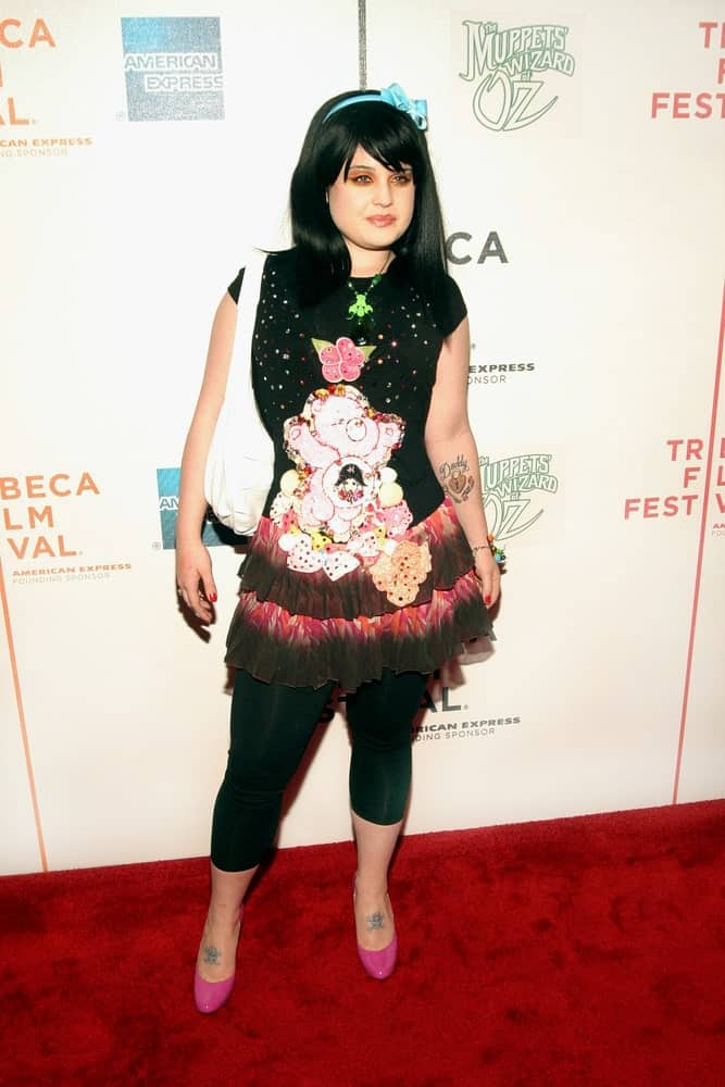 Kelly Osbourne's transformation somewhat can be seen in her 2005 appearance at the premiere of The Muppets' Wizard of Oz in Tribeca Performing Arts Center, New York, 27th of April.